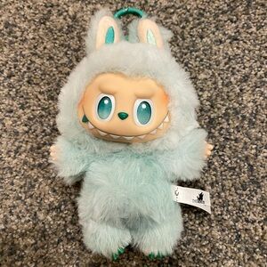 NEW + AUTHENTIC pop mart big into energy labubu!